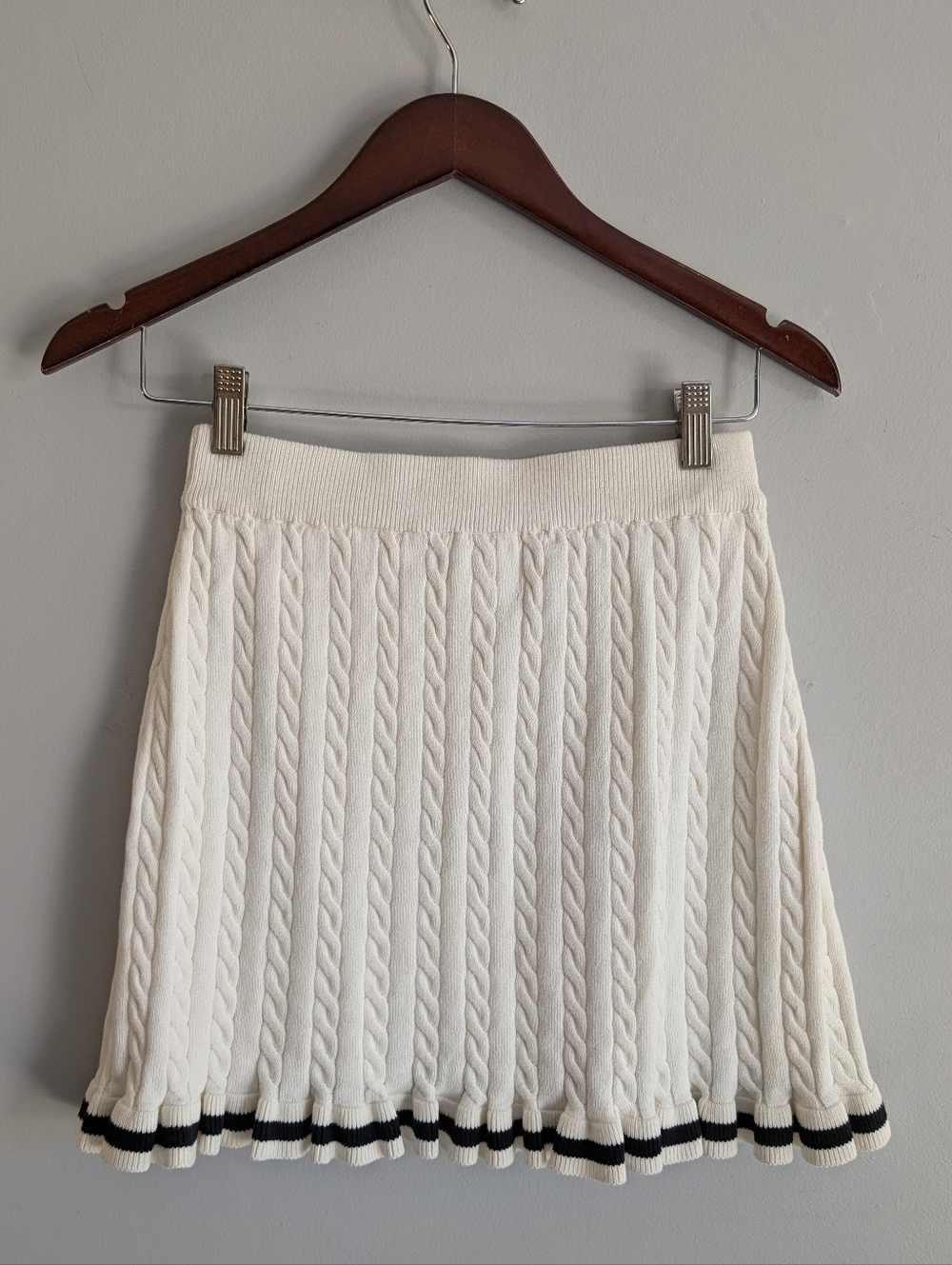 Willow & Wind | White Cable Knit Cotton Blend Tennis Skirt, Size M
